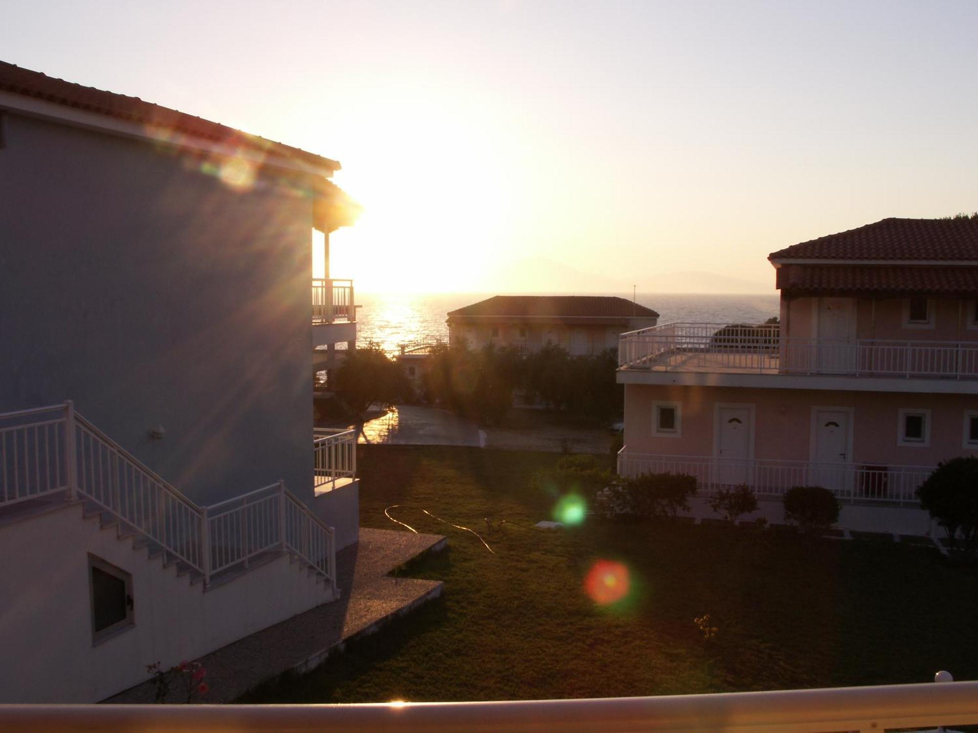 Kastro Beach Hotel Exterior foto